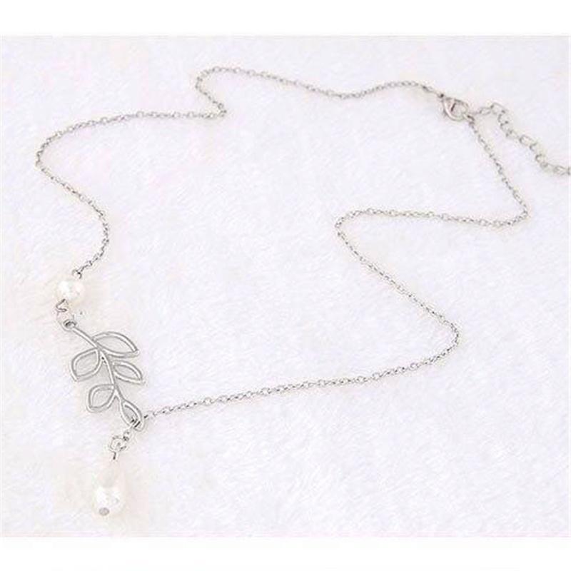 Vòng Cổ Choker Ngọc Trai Nhân Tạo Hình Chiếc Lá Lãng Mạn Cho Nữ