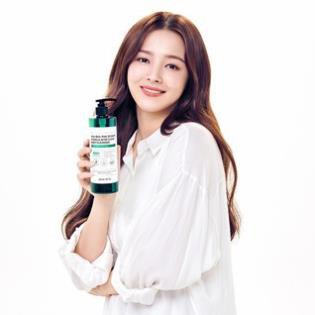 Sữa Tắm Some By Mi AHA-BHA-PHA 30 Days Miracle Acne Clear Body Cleanser 400g