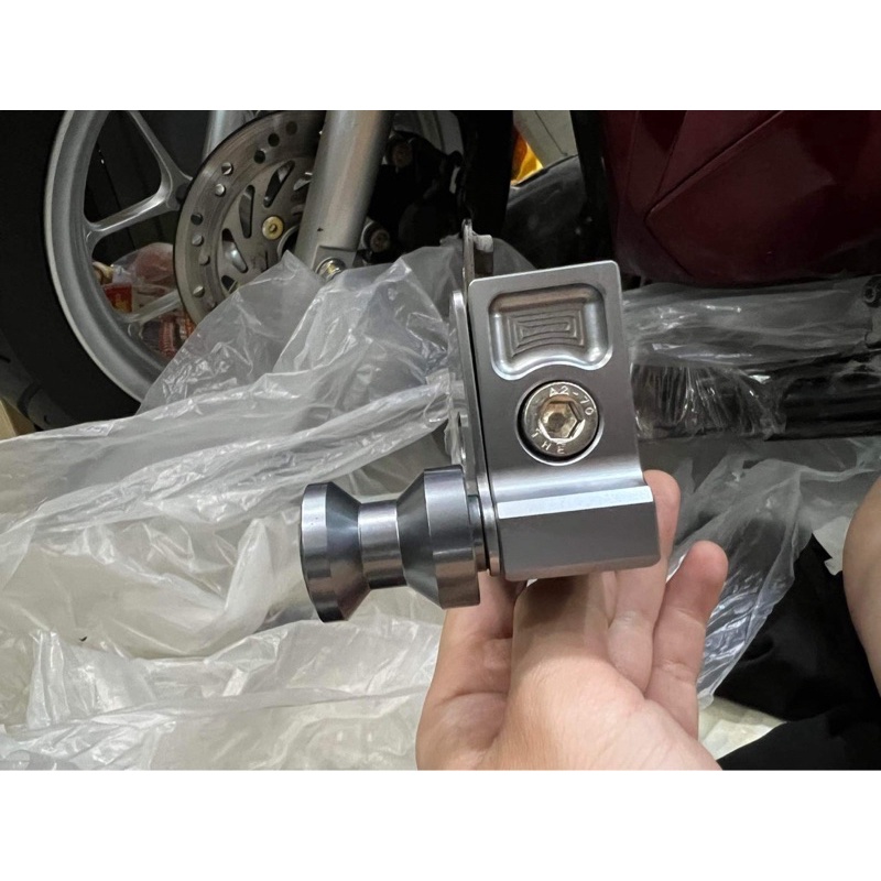 Pad tăng sên kèm cục nâng chống cho xe Honda MSX