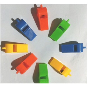 Còi nhựa đồ chơi