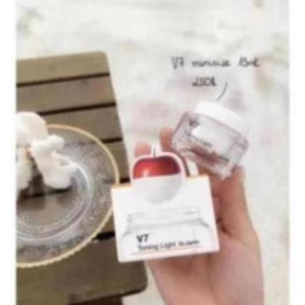 Kem dưỡng trắng tái tạo da V7 Toning light Hàn Quốc size mini 15ml vb14s