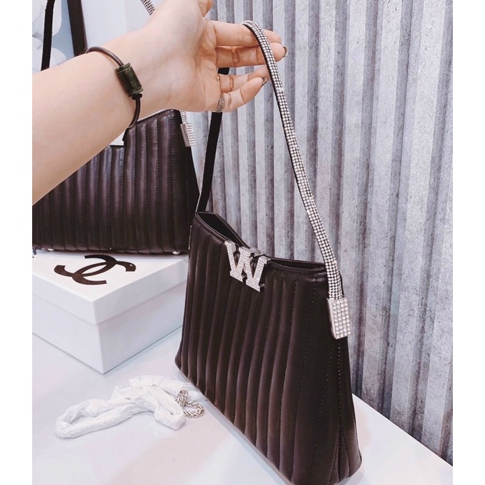 Túi kẹp nách Wang thời trang