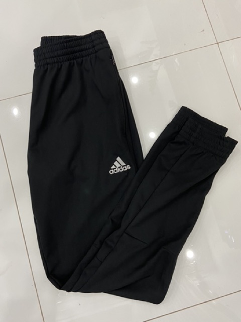 Quần ADIDAS WOVEN TAPER PAN