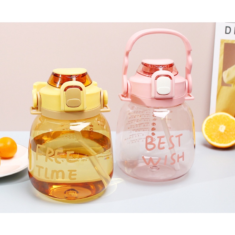 Bình Nước Cầm Tay Bằng Nhựa Hình Gấu Dễ Thương 1200ML