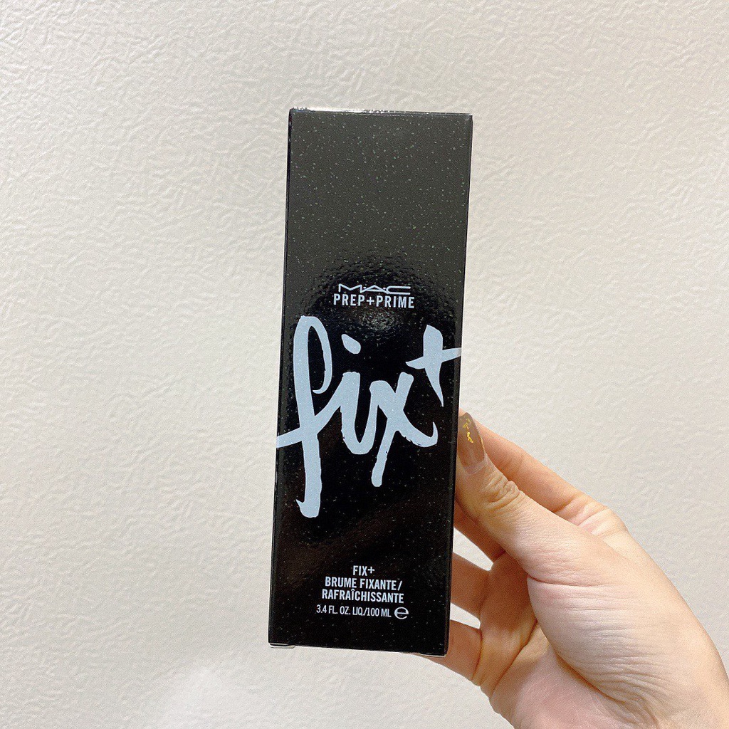 Chai Xịt Khóa Lớp Trang Điểm Dưỡng Ẩm Kiểm Soát Dầu Lâu Trôi MAC 100ml