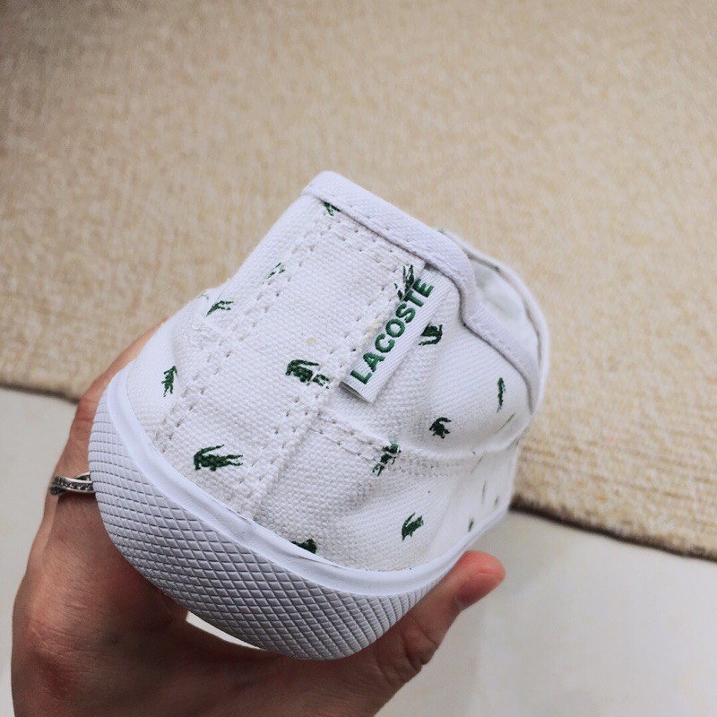 giầy lười hoạ tiết nhẹ nhàng sang chảnh lacoste