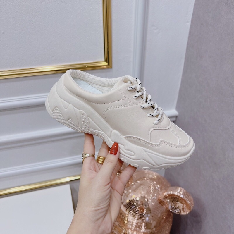 [MUA 1 TẶNG 1] Giày sục kem cao 5 phân HOT (tặng vớ)