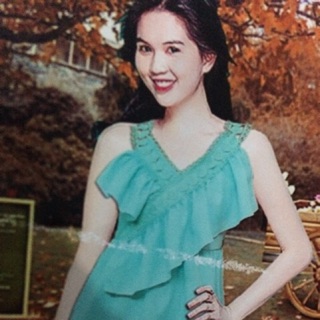 Áo Ngọc trinh chi 25k bao đẹp.troi nóng kết hợp voi quần đùi đi dạo la quá Ok.shop còn đu màu(shop sale chi 25k