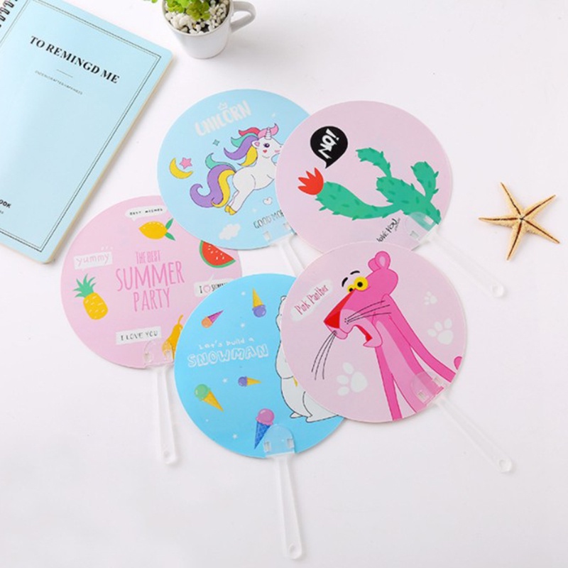Quạt cầm tay mini hình tròn bằng nhựa họa tiết hoạt hình sáng tạo