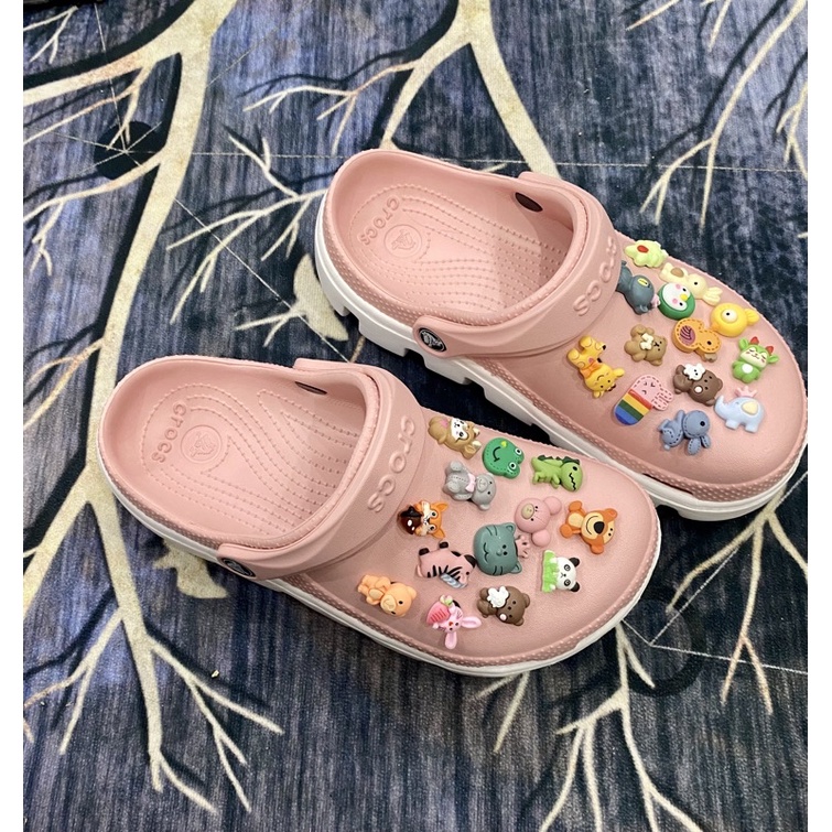 Dép sục cross tặng kèm 10 sticker 2d