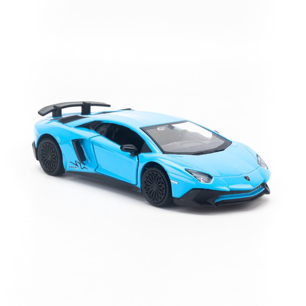 Mô hình xe Lamborghini Aventador LP750-4 SV 1:36 UNI