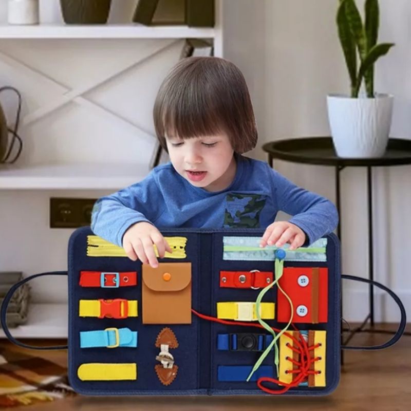 Bảng bận rộn busy board hình chiếc cặp đồ chơi Montessori bằng vải rèn luyện 14 kỹ năng cho bé