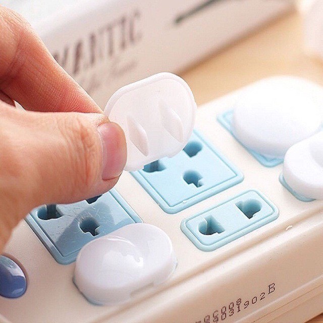 Nút bịt ổ điện bảo vệ an toan cho bé