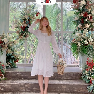 Đầm Sọc Trắng Cổ Vuông Tay Dài ENVY - D0964