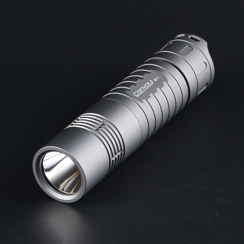 Đèn Pin Convoy S11 Với Đèn Pin KW CULPM1.Đèn Cắm Trại 8 Bóng LED TG / SFT40 12 Nhóm