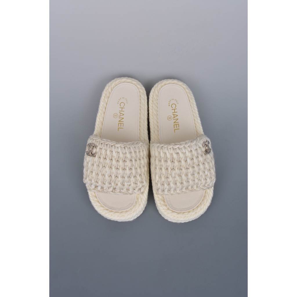 Mules Dệt Kim Phản Chiếu Màu Đen. G38189 X56418 94305