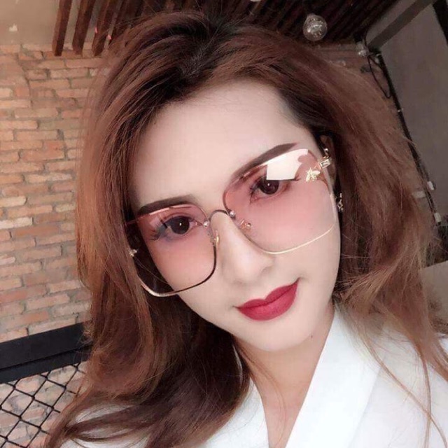 Kính mắt thời trang con Ong