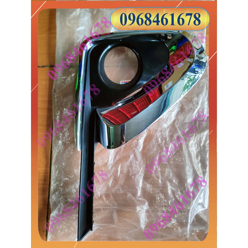 Ốp đèn gầm Fortuner 18-21
