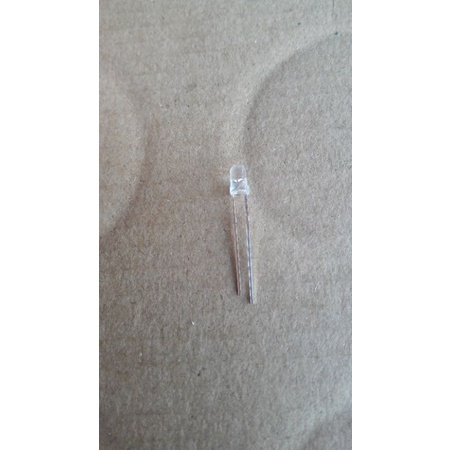 100 bóng led 3mm siêu sáng vỏ trong