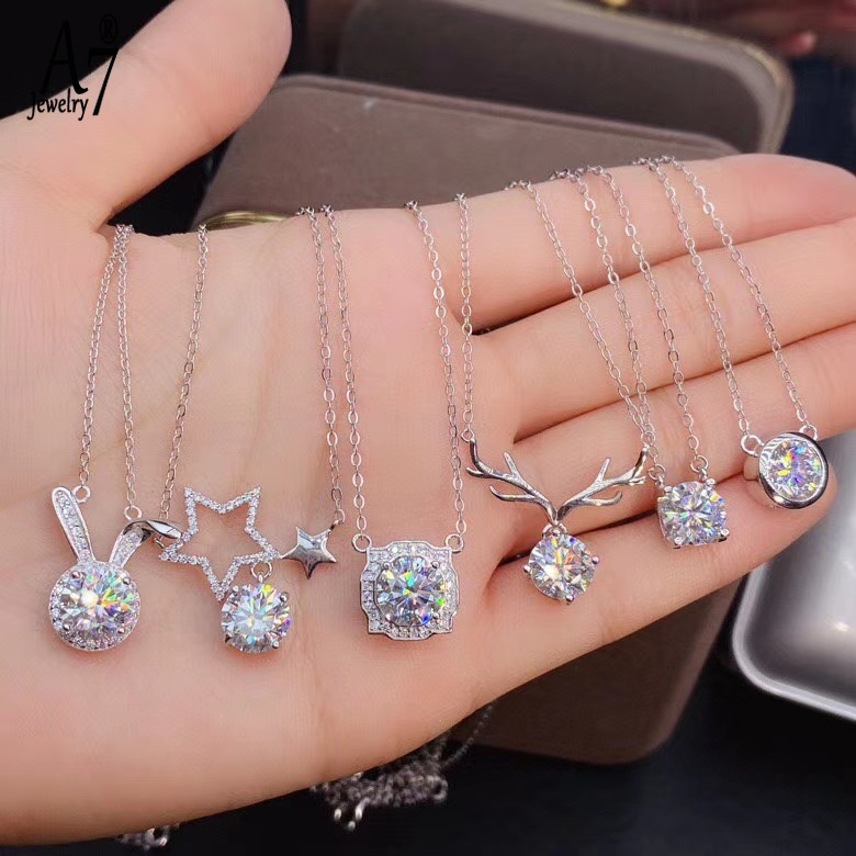 Vòng cổ bạch kim mặt chữ D nhiều màu sắc