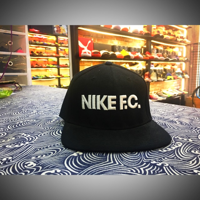 Nón Nike FC đen