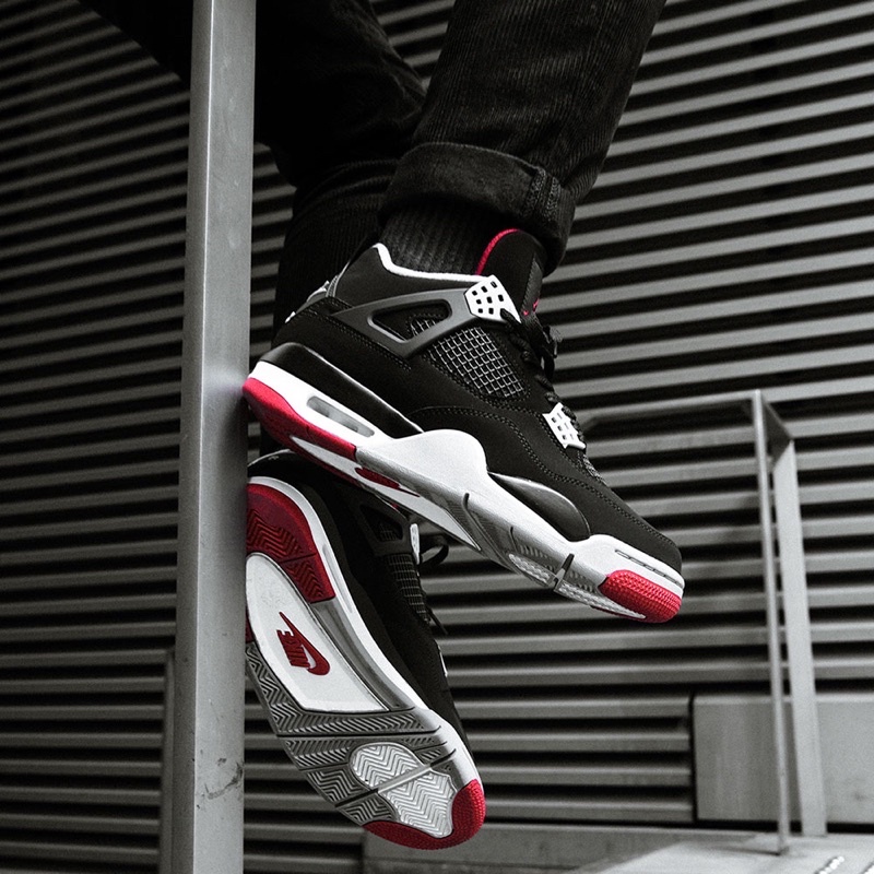 'Giày Cổ Thấp' Nike Air Jordan 4 Retro Bred
