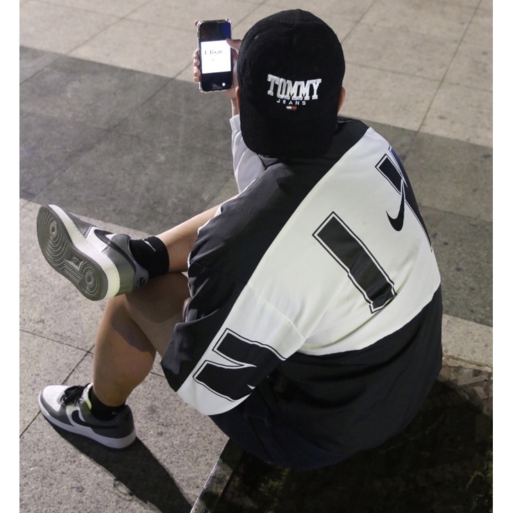 Áo Khoác Jacket Nike Swoosh Vintage To Nam Nữ Vải Dù 2 Lớp Cao Cấp LBsar