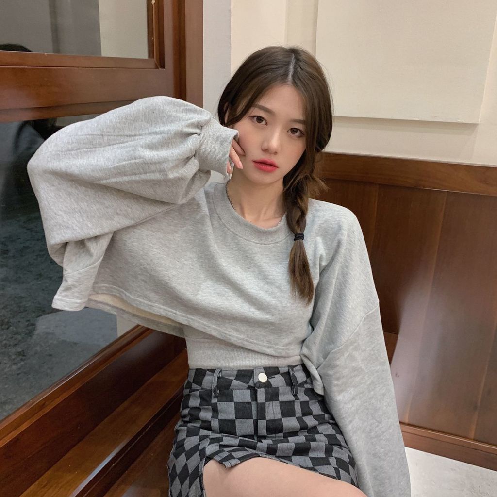 Set Áo Thun Tay Ngắn + Chân Váy Thiết Kế Đơn Giản Thời Trang Mới Dễ Phối Đồ