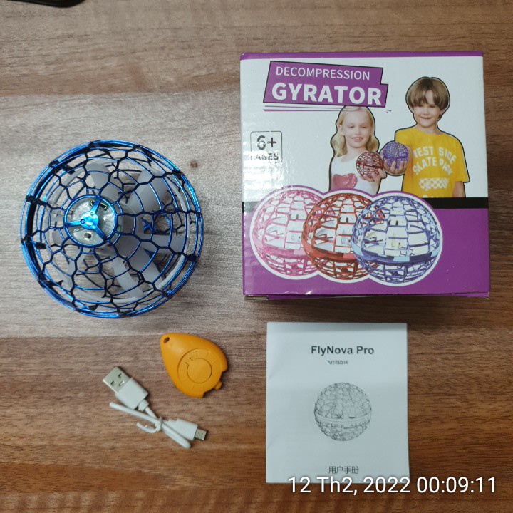 Quả cầu bay ma thuật UFO cảm ứng phát sáng bằng tay chất liệu nhựa ABS bền và chống va đập