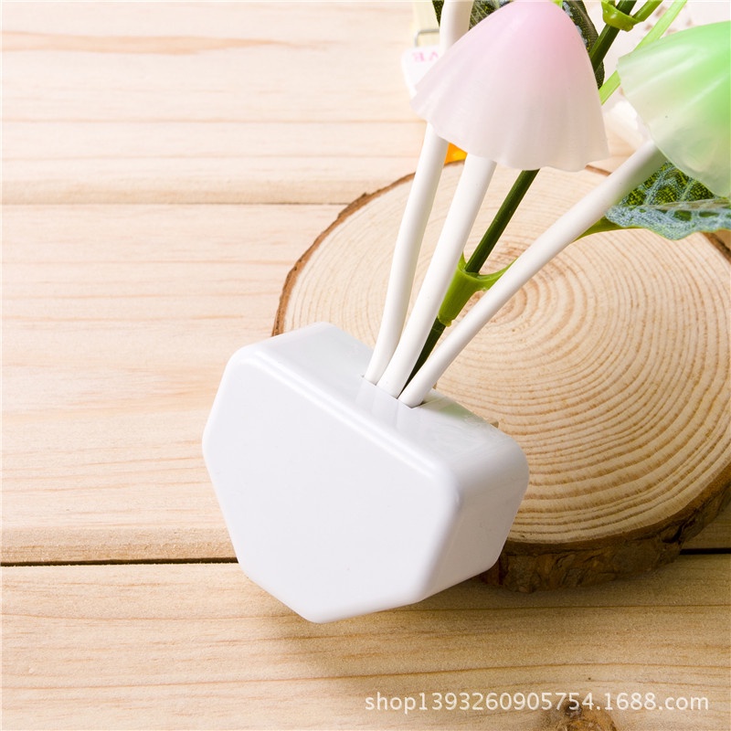 Đèn Ngủ Cắm Điện Ánh Sáng, Hình Hoa (D2)