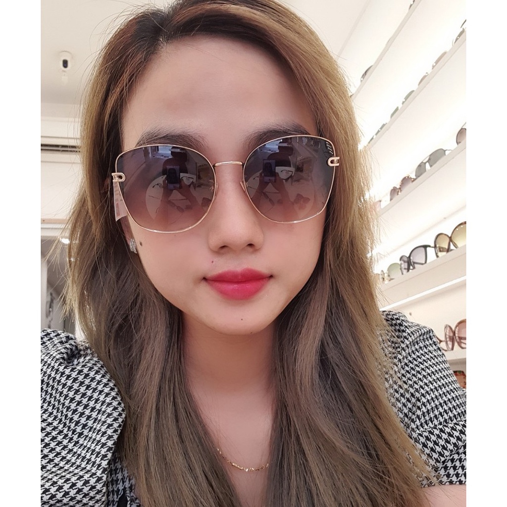 (Hàng chính hãng) Kính mát nam nữ Furla SFU457 màu sắc thời trang, thiết kế dễ đeo bảo vệ mắt