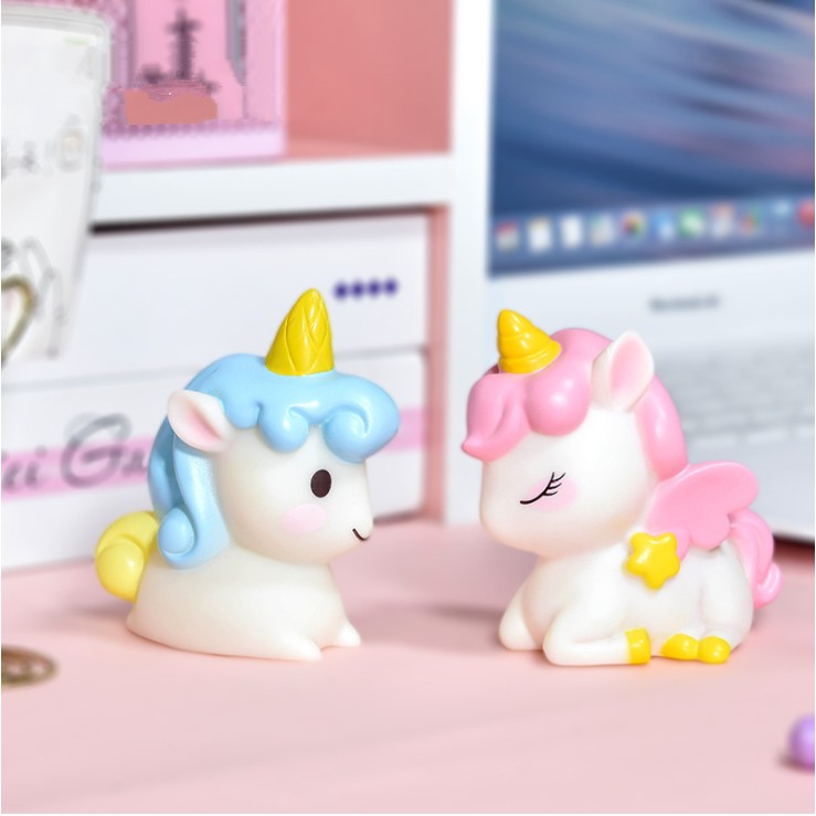 Mô hình ngựa kỳ lân Unicorn dễ thương (rỗng, trang trí bánh được nhé)