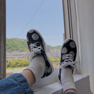 GIÀY GD BIGBANG HOA CÚC MẪU MỚI