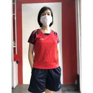 Áo cầu lông nữ Lining 1782 (trắng - xanh - đỏ)