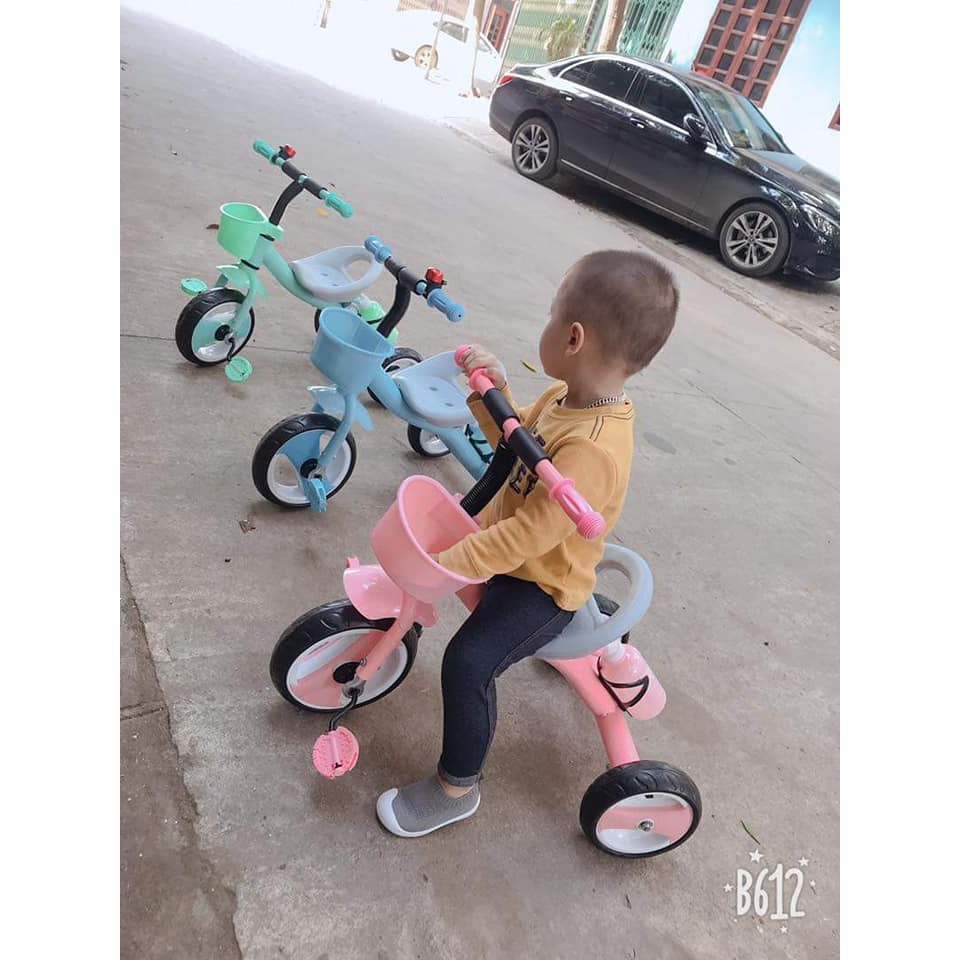 Xe đạp 3 bánh bình nước model 2019 cho bé