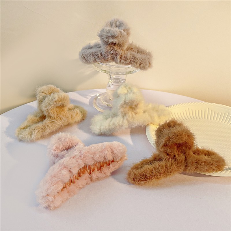 Kẹp tóc BEADIA đính lông chồn nhân tạo phong cách thời trang cho nữ với nhiều màu tùy chọn