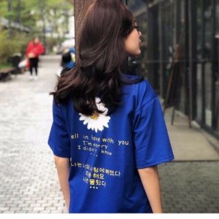 Áo Form Rộng Bông Cúc Hot Trend