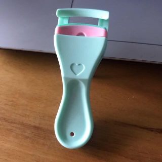 Kẹp bấm mi cong mini