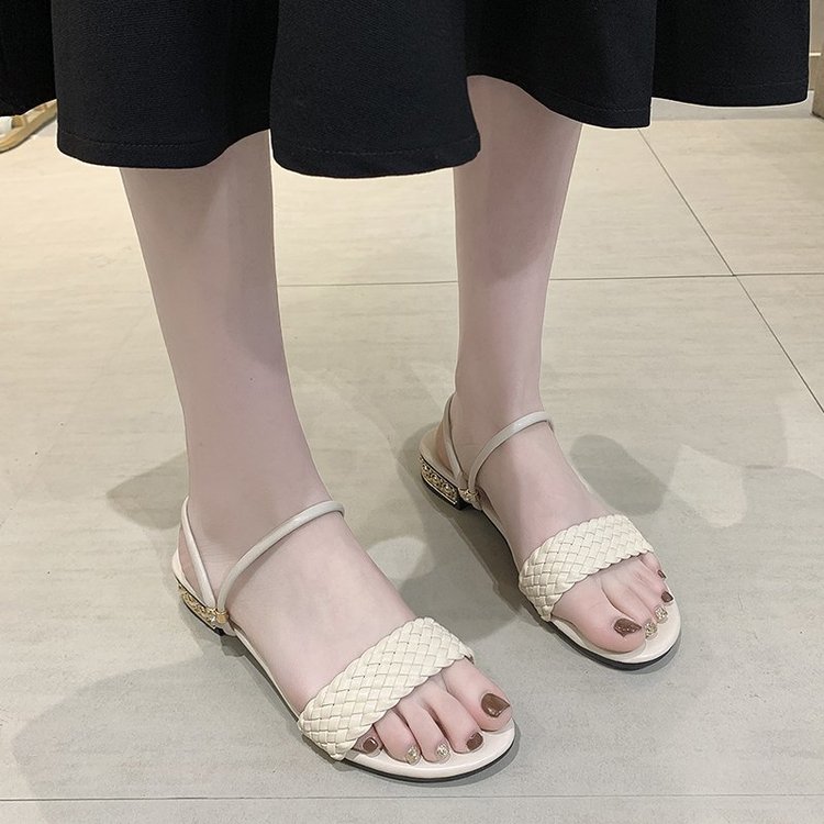 Xăng đan Nữ Hở Ngón Đế Thấp Mũi Tròn Thời Trang | BigBuy360 - bigbuy360.vn