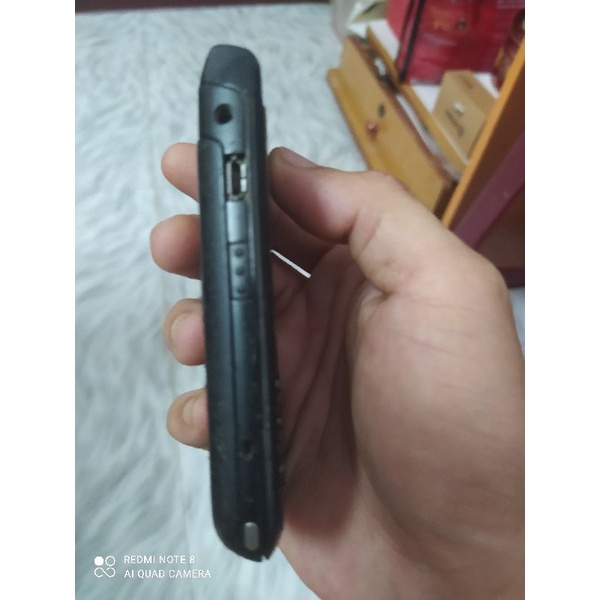 Điện thoại blackberry 9780 màn trắng