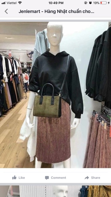 *Chân váy nhung xếp ly Gu*