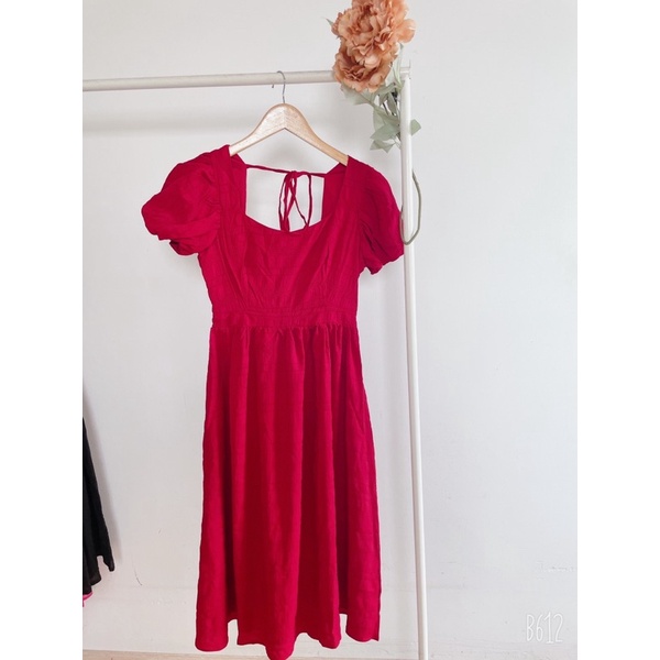 Pass váy đỏ size M newtag