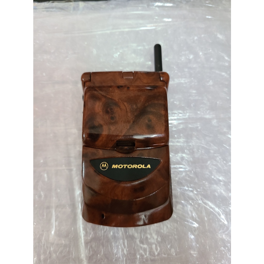 Điện thoại Motorola Startac màu nâu