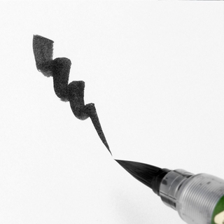 writing brush┋Pentel Japan sent through ZhongJie soft brush calligraphy portable word too words in scientific writing