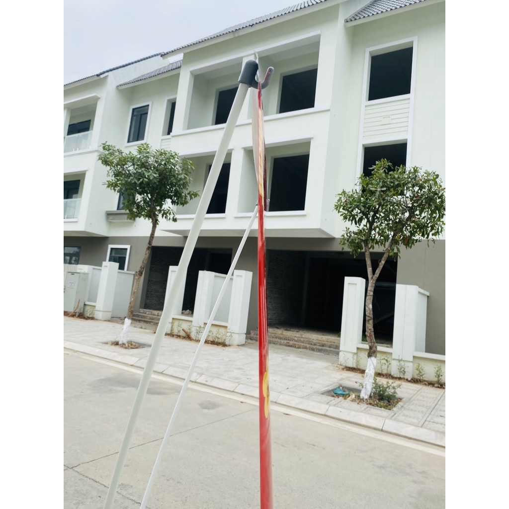 Standee chữ X điều chỉnh được kích thước, Giá treo hình ảnh quảng cáo nhập khẩu chính hãng