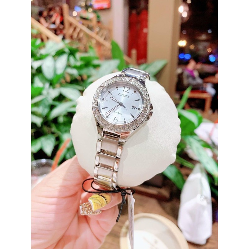 Đồng hồ nữ Citizen .