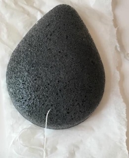 Bọt Biển Rửa Mặt Charcoal & Konjac Cleasing Puff