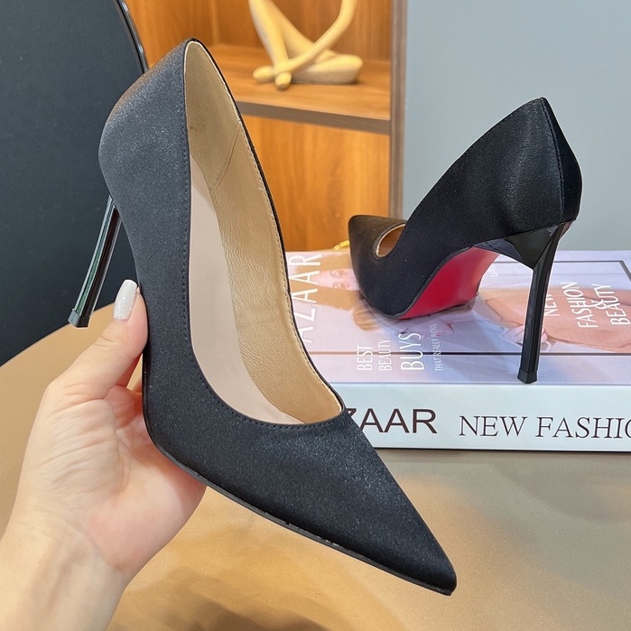 Giày COLEE Gót Đũa Nhọn Basic Đế Đỏ Cao 10p VNXK