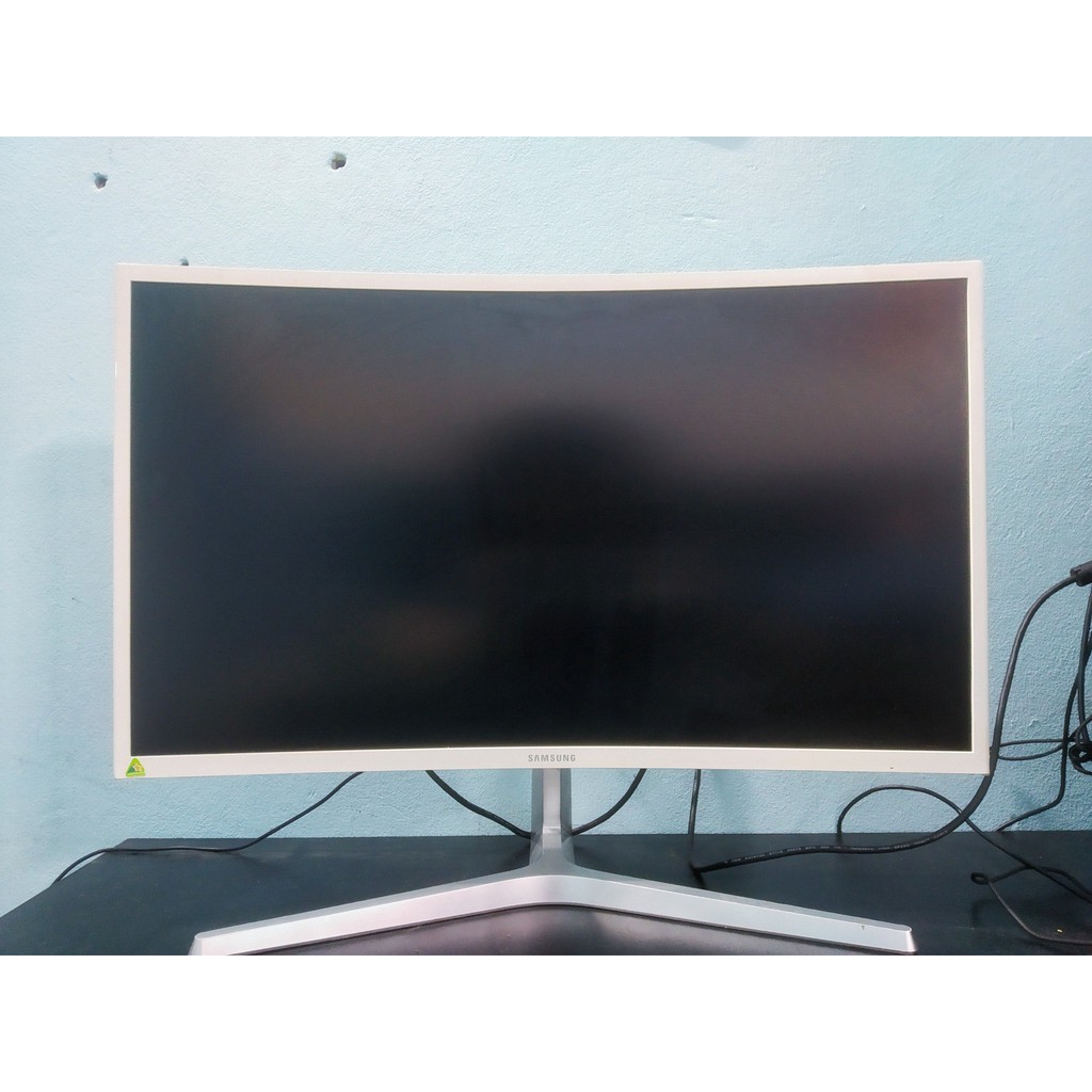 Màn Hình cong Samsung 27 inch LC27F397FHEXXV (1920x1080/VA/60Hz/4ms/FreeSync) Bảo hành 24 tháng.