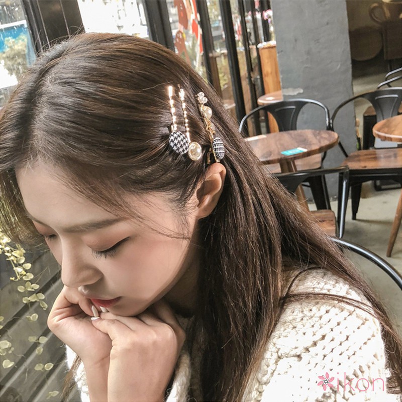 Kẹp tóc nút ngọc trai phong cách Hàn Quốc